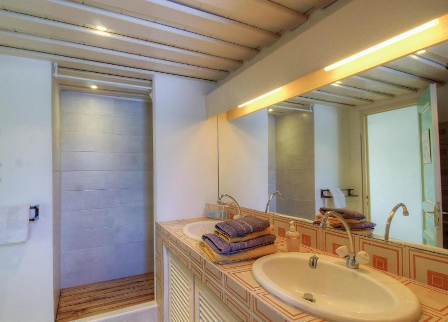 Appartement 2 Pieces Pied Dans L'Eau Порто-Векио Екстериор снимка